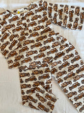 Charger l'image dans la galerie, Klingaru Night Suit - Brown Jeep   ( Last Piece )