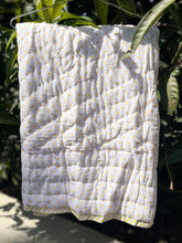Charger l'image dans la galerie, Klingaru Toddler Quilt - Giraffe
