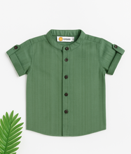 Load image into Gallery viewer, Klingaru Shirt - Green Self Stripes