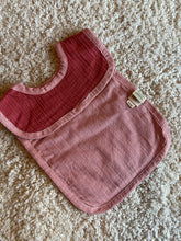 Charger l'image dans la galerie, Klingaru Bibs - Newborn to Weaning (Muslin)
