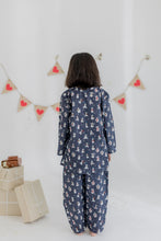 Load image into Gallery viewer, Klingaru Christmas Night suit - Grey Snowman