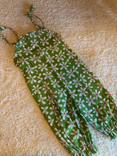 Load image into Gallery viewer, Klingaru Jumpsuit - Green Flower