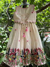 Load image into Gallery viewer, Klingaru Lehanga Choli  -  Embroidered 3 piece Set in Pink (PRE-ORDER)