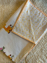 Charger l'image dans la galerie, Klingaru Reversible Toddler Dohar - Cute Giraffe / Leaves
