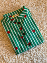 Load image into Gallery viewer, Klingaru Shirt - Green with Hearts