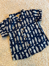 Load image into Gallery viewer, Klingaru Shirt - Indigo Fish