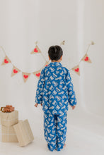 Load image into Gallery viewer, Klingaru Winter Night suit - Blue Vehicles