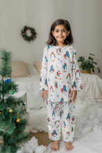 Load image into Gallery viewer, Klingaru Winter Night suit - Christmas Penguins