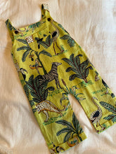Charger l'image dans la galerie, Klingaru Dungaree - Pista Green Jungle - Preorder