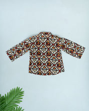 Charger l'image dans la galerie, Klingaru Full Sleeves Short Kurta - Beige Patola Glaze Cotton
