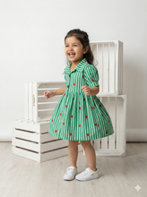 Load image into Gallery viewer, Klingaru Frock - Green with hearts