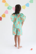 Charger l'image dans la galerie, Klingaru Frill Top and Shorts Set - Green Red Tiger