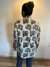 Charger l'image dans la galerie, Klingaru Women Shirt - Off White Auto - PREORDER
