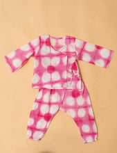 Charger l'image dans la galerie, Baby wearing a Jhabla set with hearts printed on Pink Shibori background, pure cotton print and extremely soft on babys skin