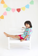 Load image into Gallery viewer, Klingaru Shirt - Flamingos