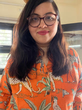 Charger l'image dans la galerie, Klingaru Women Shirt - Orange Jungle- PREORDER