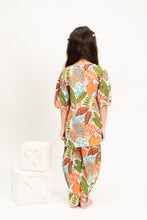 Charger l'image dans la galerie, Klingaru Girl Dhoti Set -  Green Orange with Gota lace work