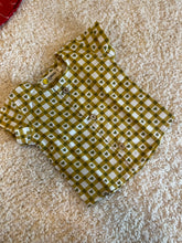 Load image into Gallery viewer, Unisex Newborn Style - Yellow Checks