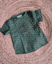 Charger l'image dans la galerie, Klingaru Short Kurta - Festive Green with Handblock Golden Zig Zag