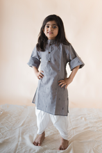 Load image into Gallery viewer, Klingaru Long Kurta - Grey Lining (last few pieces available)