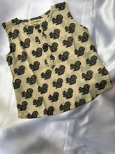 Load image into Gallery viewer, Summer Sleeveless Unisex Short Kurtas- Multiple Prints