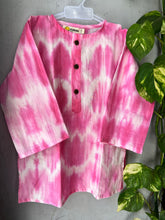 Load image into Gallery viewer, Klingaru Unisex Shibori Long Kurta - Pink