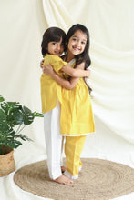 Load image into Gallery viewer, Klingaru Sibling Set -Solid Yellow
