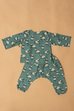 Charger l'image dans la galerie, Unisex Newborn Jhabla Set - Teal Blue Sheep

