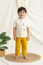 Load image into Gallery viewer, Klingaru Shirt - Hand Embroidered Bee Shirt - PRE ORDER
