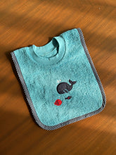 Charger l'image dans la galerie, Bibs -  Newborn to Weaning (Set of 2/ Set of 4)
