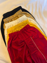Load image into Gallery viewer, Klingaru Dhoti -Multicolour
