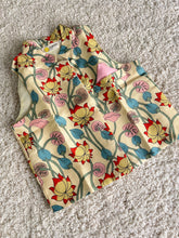 Charger l'image dans la galerie, Klingaru  Jacket - Lotus Pichwai Jacket
