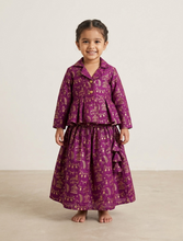 Load image into Gallery viewer, Klingaru Lehanga -Purple Warli Benarsi - Preorder
