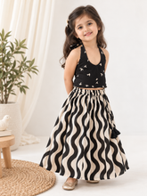Load image into Gallery viewer, Klingaru Lehanga Choli  -  Black Birds
