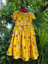 Load image into Gallery viewer, Klingaru Lehanga Choli  - Yellow Pichwai with Duputta
