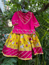 Charger l&#39;image dans la galerie, Klingaru Lehanga Choli  - Yellow Pichwai with Pink Top and Dupatta (PREORDER)
