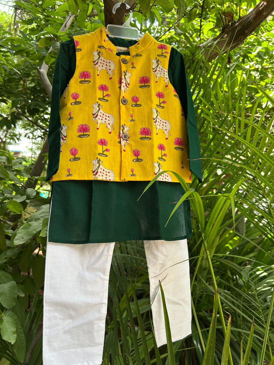 Klingaru Long Kurta Pajama Jacket Set- Green with Yellow Pichwai Jacket