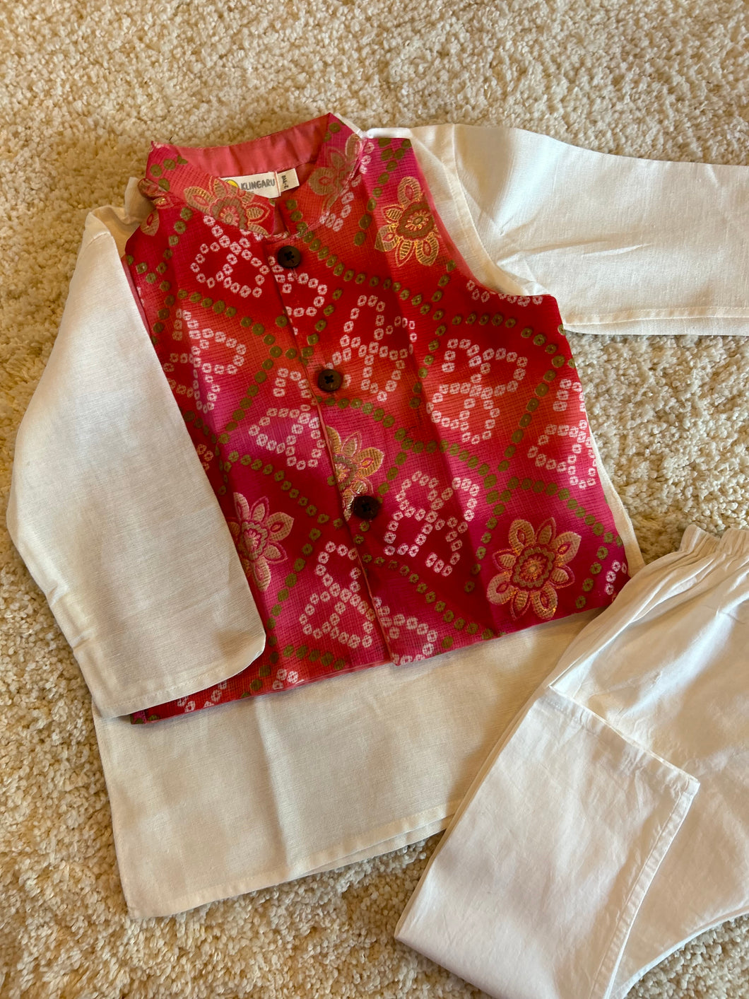 Klingaru Long Kurta Pajama Jacket Set - White with Pink Bandhej