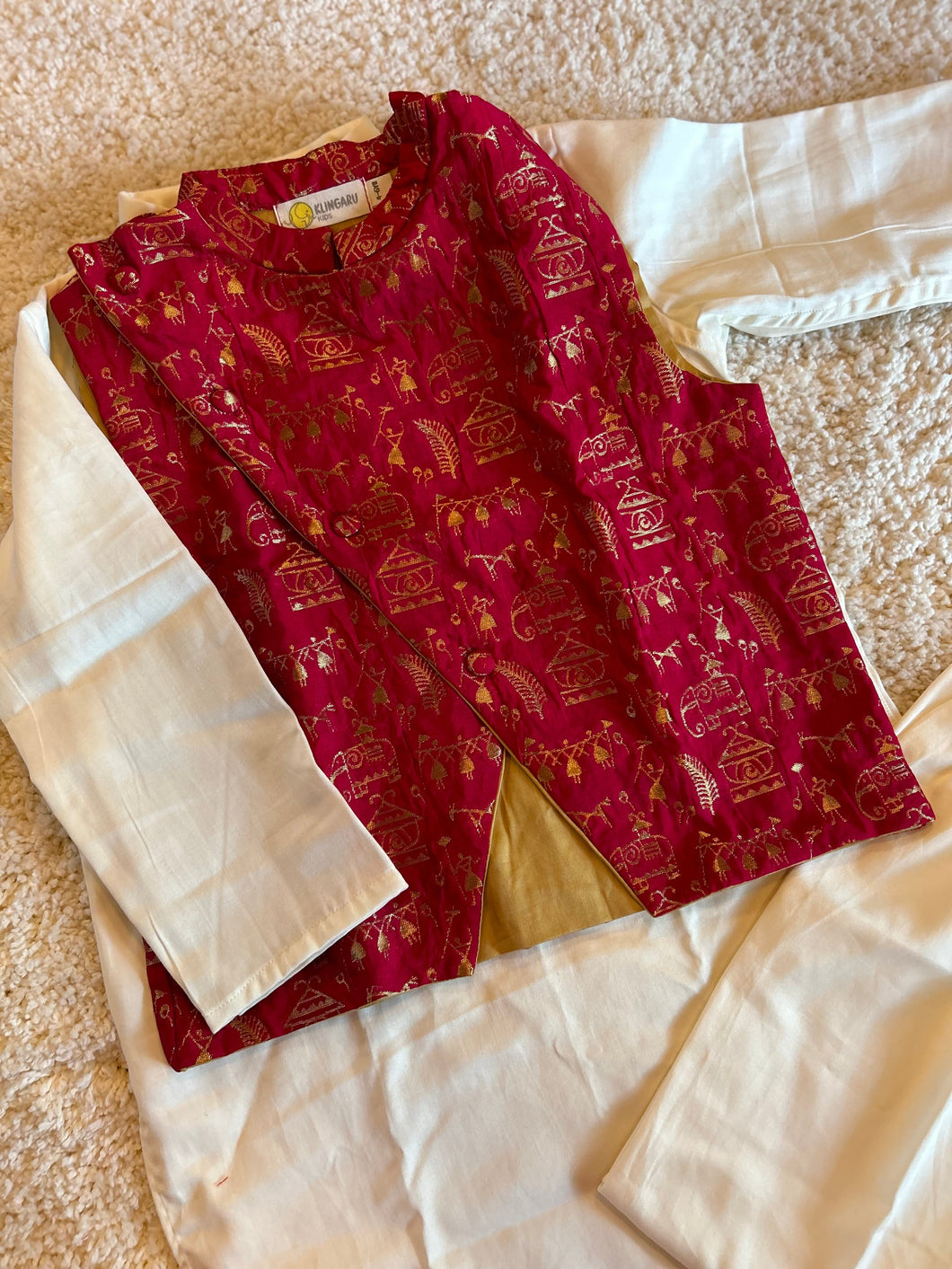 Klingaru Long Kurta Pajama Jacket Set- Offwhite with Fushia Pink Warli Jacket