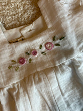 Load image into Gallery viewer, Klingaru Newborn Romper - Embroidered Flowers
