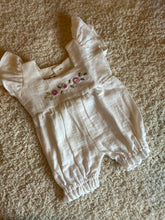 Load image into Gallery viewer, Klingaru Newborn Romper - Embroidered Flowers
