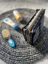 Charger l'image dans la galerie, Klingaru Pouches - Multiple Prints
