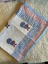 Charger l&#39;image dans la galerie, Klingaru Reversible Toddler Dohar - Captain America / Star
