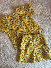 Load image into Gallery viewer, Klingaru Summer Short Set -Yellow Strawberry
