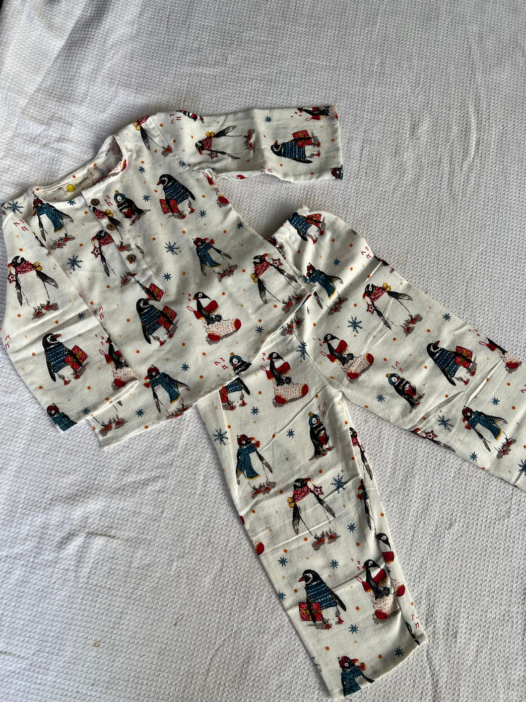 Klingaru Winter Night suit - Christmas Penguins