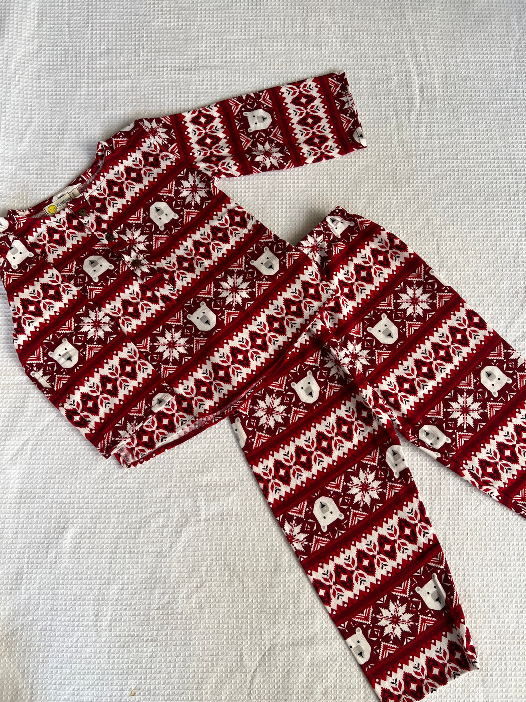 Klingaru Winter Night suit - Red Christmas Snowflakes