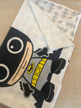Load image into Gallery viewer, Cotton Toddler Quilt / Cover - Batman
