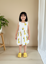Charger l&#39;image dans la galerie, Klingaru Frock - Giraffe
