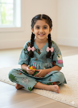 Charger l&#39;image dans la galerie, Klingaru Girl Kurta and Pant Set - Sage Green Peacock - (PRE-ORDER)

