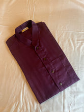 Load image into Gallery viewer, Klingaru Twinning Shirt - Wine Self Stripes
